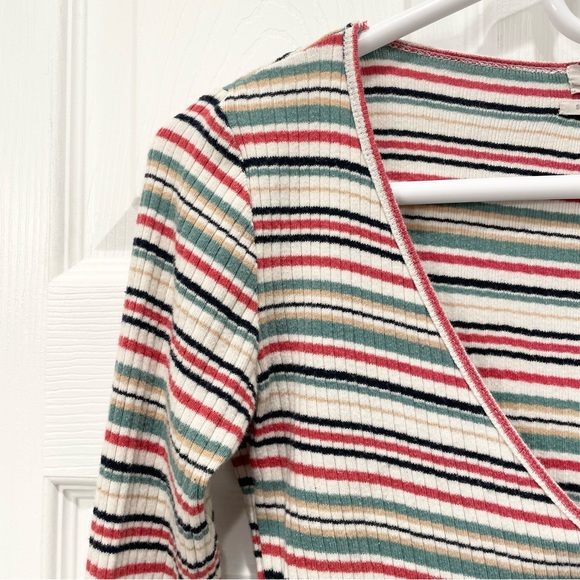 Urban Outfitters Striped Wrap Crop Top - Picture 4 of 11